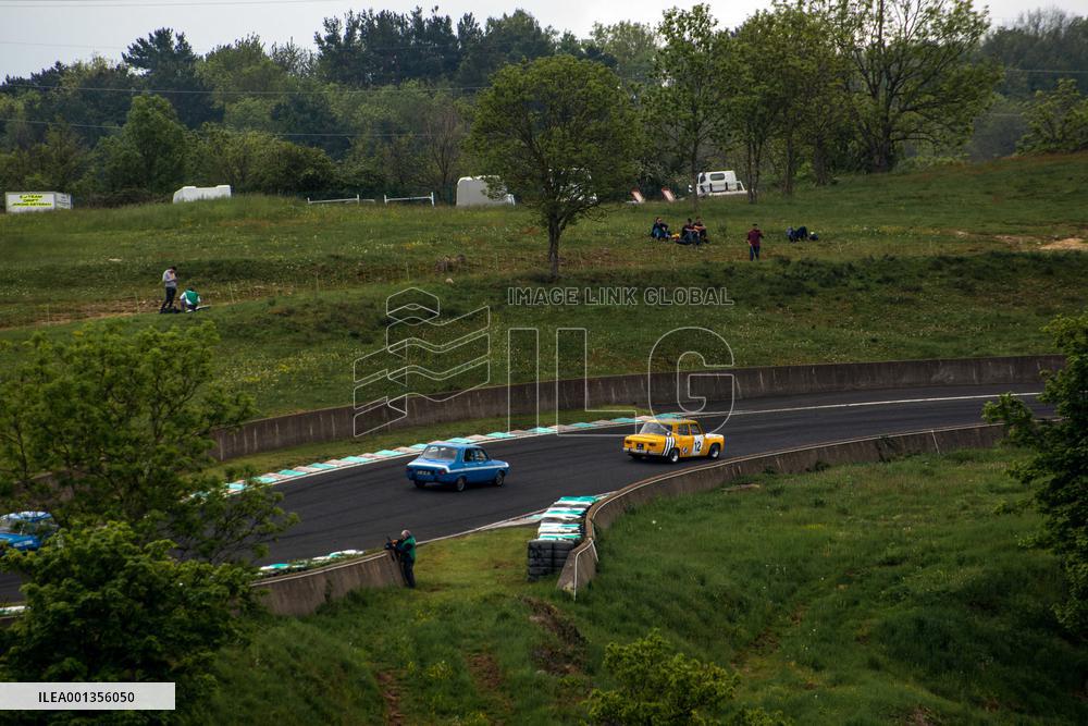 Second Charade Super Show