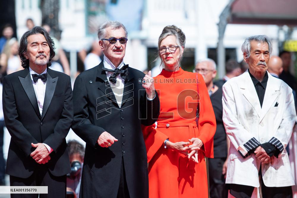 Cannes Perfect Days Premiere AM