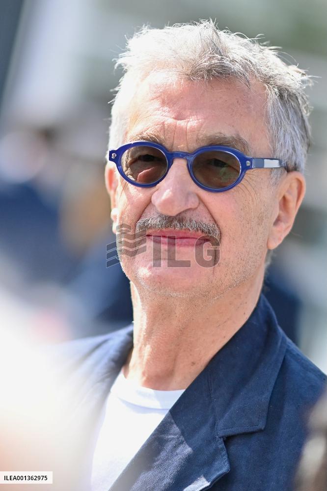 Cannes - Perfect Days Photocall