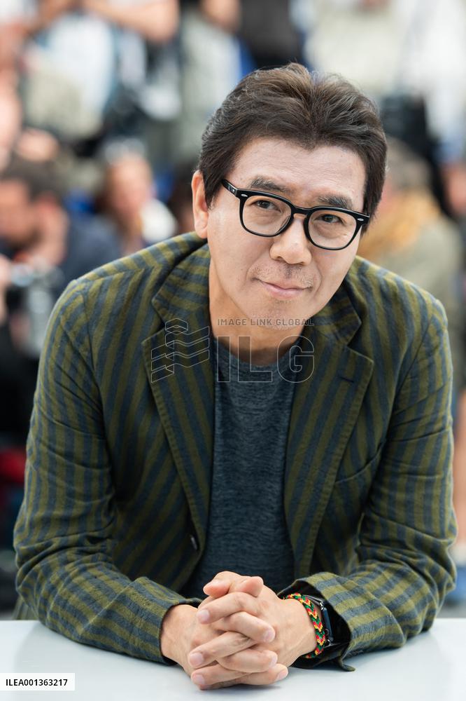 Cannes Cobweb Photocall AM