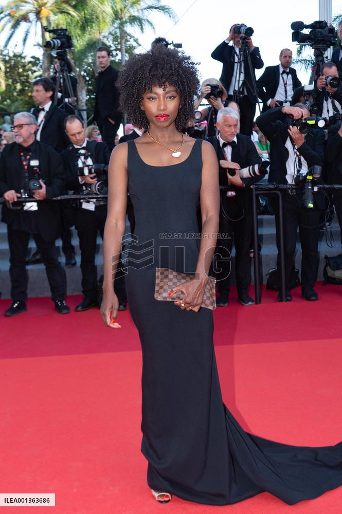 Cannes The old oak screening NG