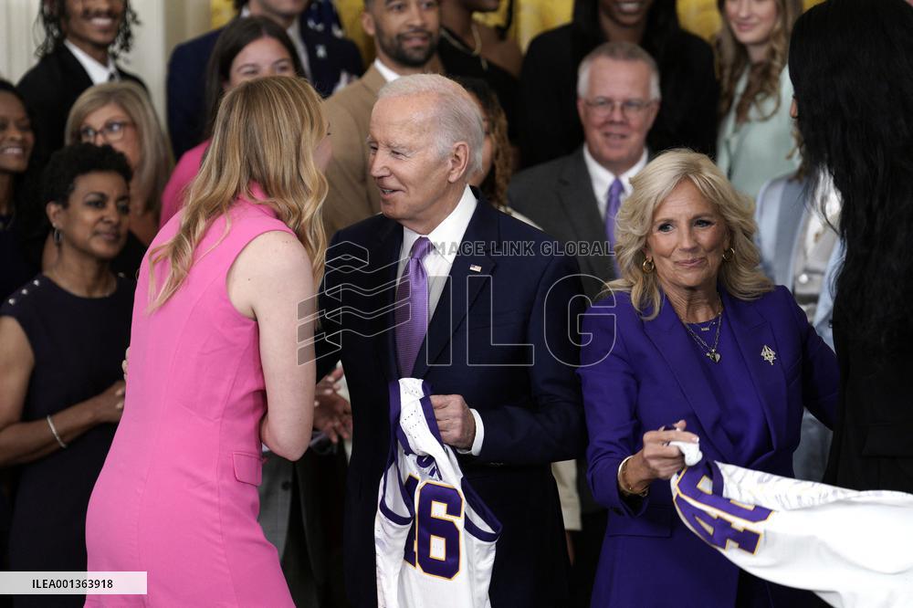 Joe Biden welcomes LSU Tigers - Washington
