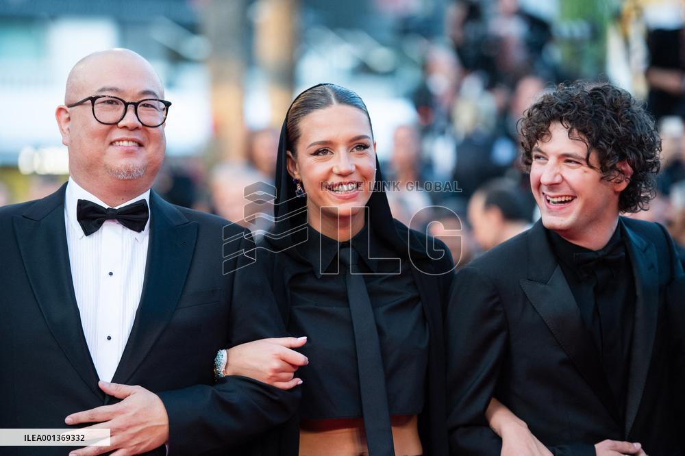 Cannes Closing Red Carpet AM