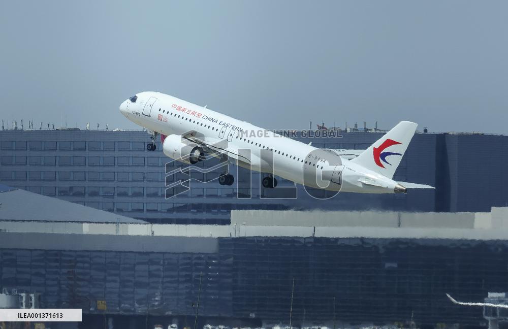 (EyesonSci)CHINA-PASSENGER AIRCRAFT-C919-FIRST COMMERCIAL FLIGHT (CN)