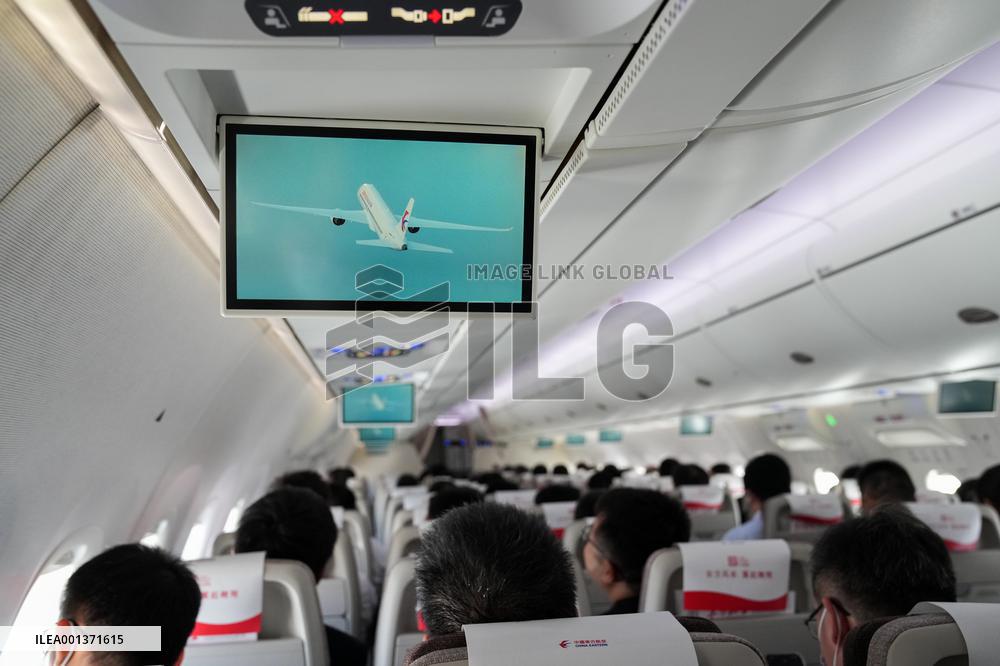 (EyesonSci)CHINA-PASSENGER AIRCRAFT-C919-FIRST COMMERCIAL FLIGHT (CN)
