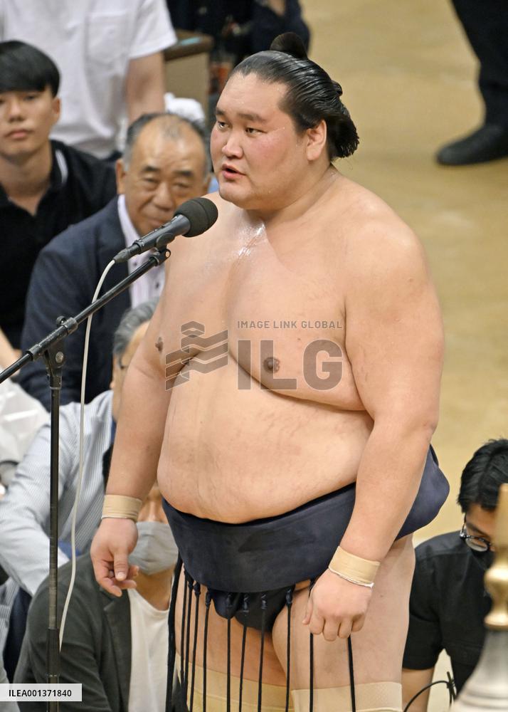 Sumo: Terunofuji wins summer tourney