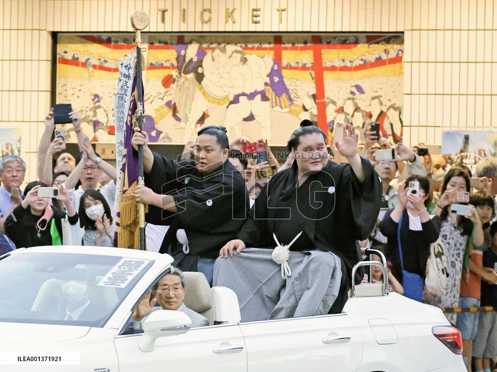 Sumo: Terunofuji wins summer tourney