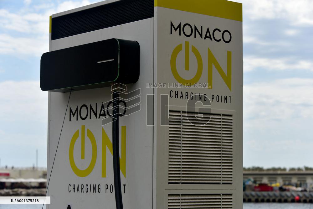 Illustration Charging Station For Electric Vehicles - Monaco
