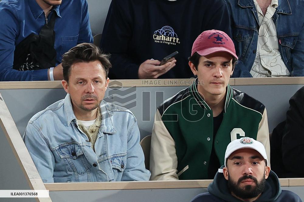 Roland Garros 2023 - Celebrities In The Stands - Day 2 NB
