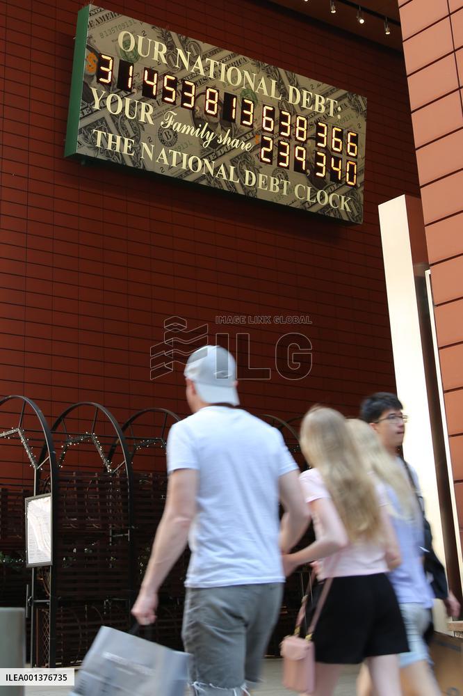 U.S.-NEW YORK-DEBT CEILING DEAL-DEBT CLOCK