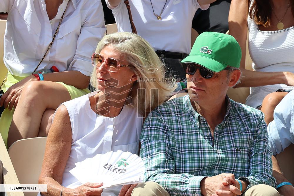 Roland Garros 2023 - Celebrities In The Stands - Day 3 NB