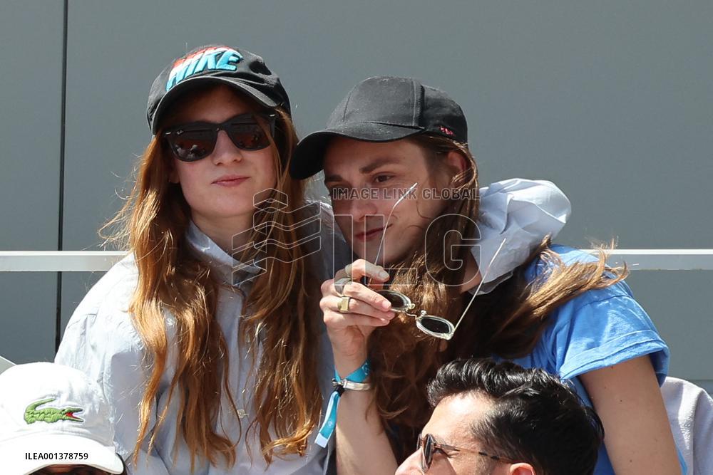 Roland Garros 2023 - Celebrities In The Stands - Day 3 NB