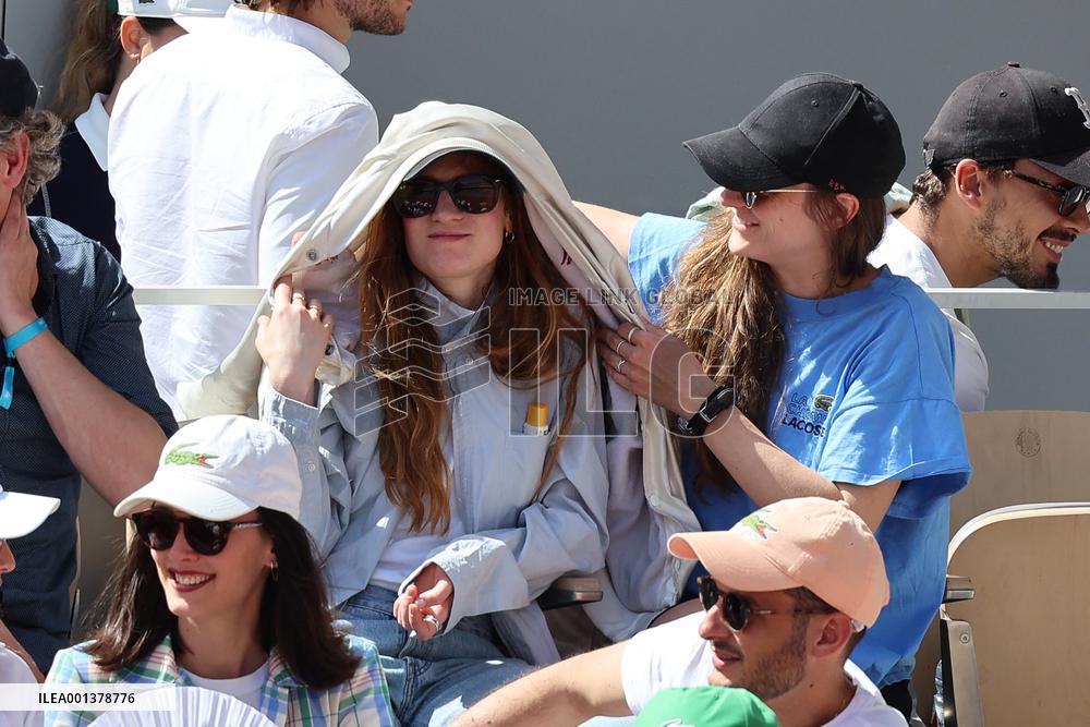 Roland Garros 2023 - Celebrities In The Stands - Day 3 NB