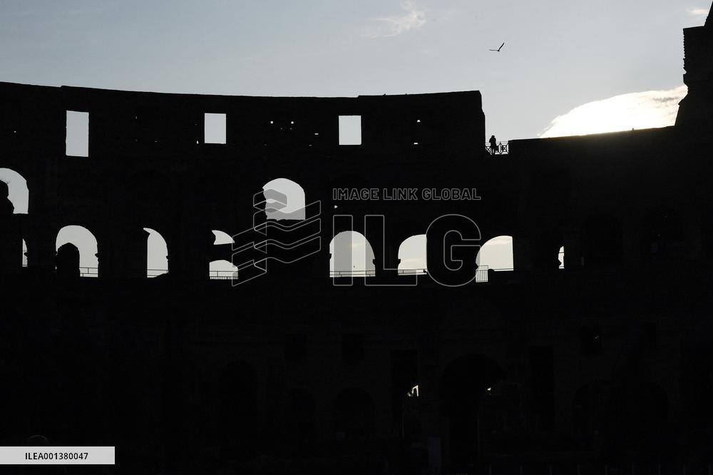 Inauguration Of A Panoramic Elevator At The Colosseum - Rome