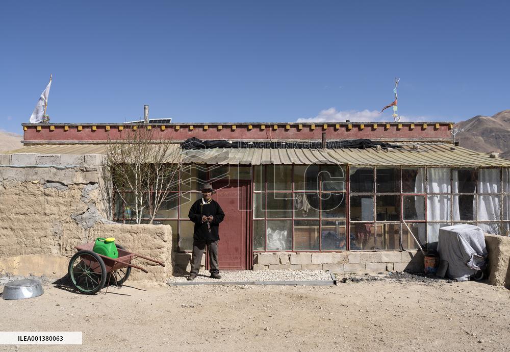 (InTibet)CHINA-TIBET-NGARI-FIVE GENERATIONS OF RESIDENCES (CN)
