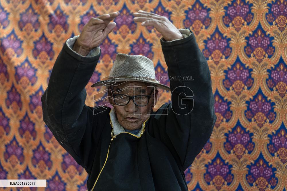 (InTibet)CHINA-TIBET-NGARI-FIVE GENERATIONS OF RESIDENCES (CN)