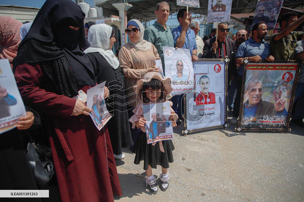 Demonstration In Support Of The Prisoner Walid Daqqa - Gaza