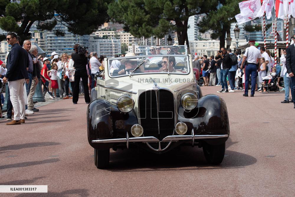 NO TABLOIDS - Tribute To Prince Rainier III - Monaco