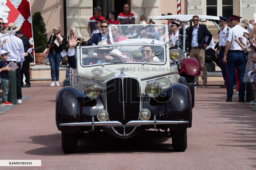 NO TABLOIDS - Tribute To Prince Rainier III - Monaco