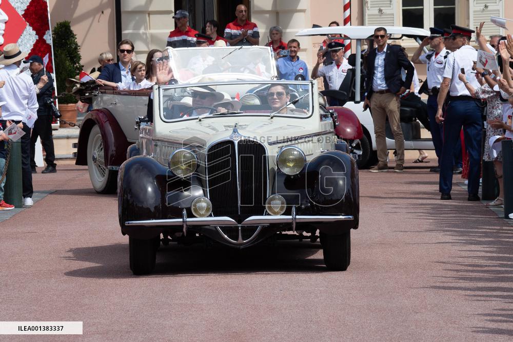 NO TABLOIDS - Tribute To Prince Rainier III - Monaco