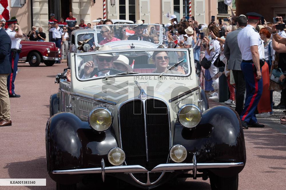 NO TABLOIDS - Tribute To Prince Rainier III - Monaco