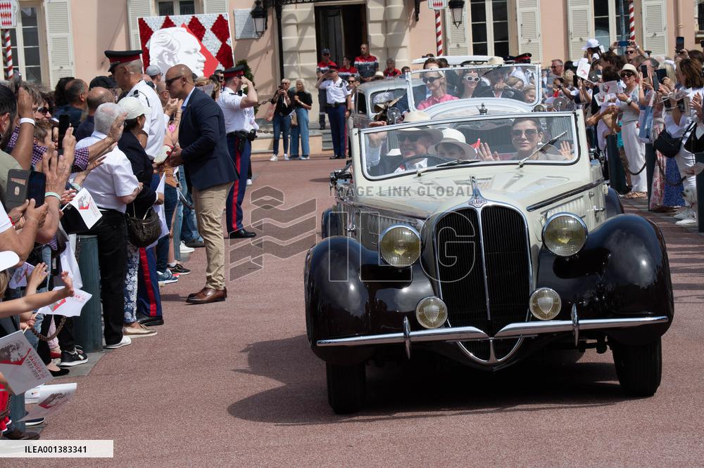 NO TABLOIDS - Tribute To Prince Rainier III - Monaco