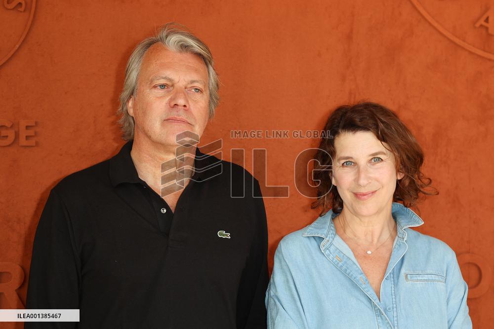 Roland Garros 2023 - Celebrities at Village - Day 5 NB