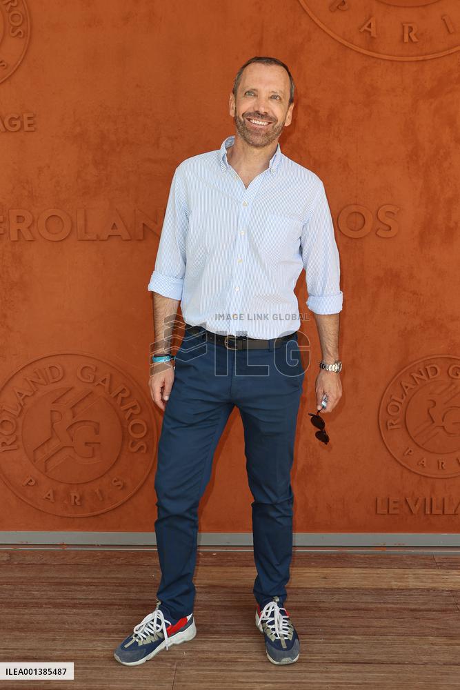 Roland Garros 2023 - Celebrities at Village - Day 5 NB