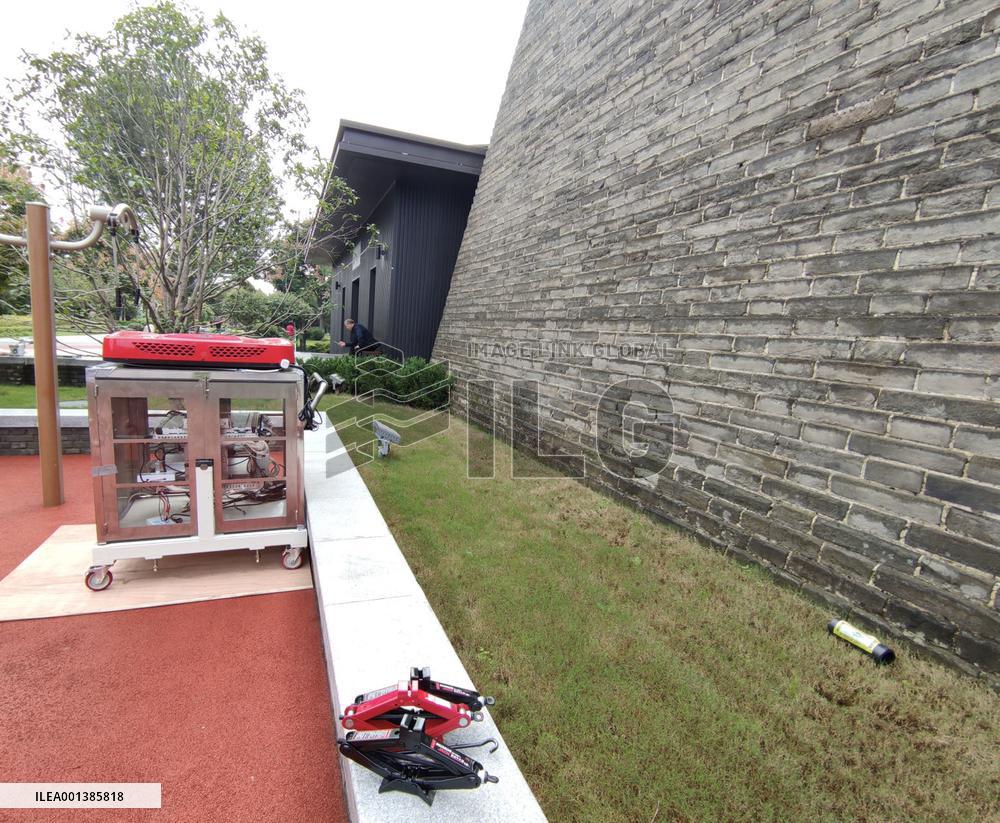 CHINA-SHAANXI-XI'AN-ANCIENT WALL-COSMIC RAY PARTICLES (CN)