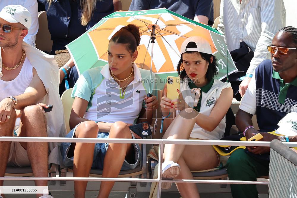 Roland Garros 2023 - Celebrities In The Stands - Day 5 NB