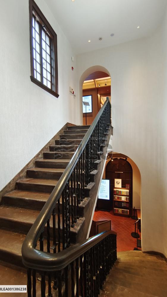 Japanese TSUTAYA Books in Shanghai