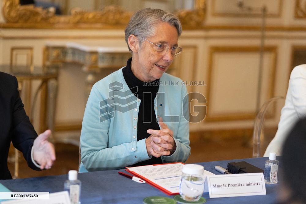 Elisabeth Borne Meets With Anatole Collinet Makosso - Paris