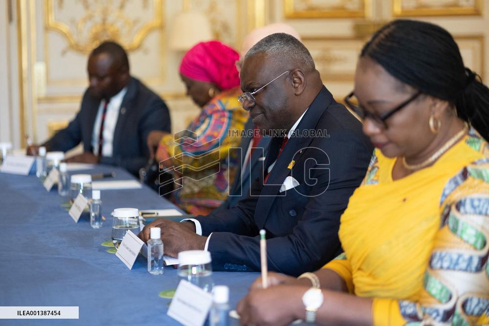 Elisabeth Borne Meets With Anatole Collinet Makosso - Paris