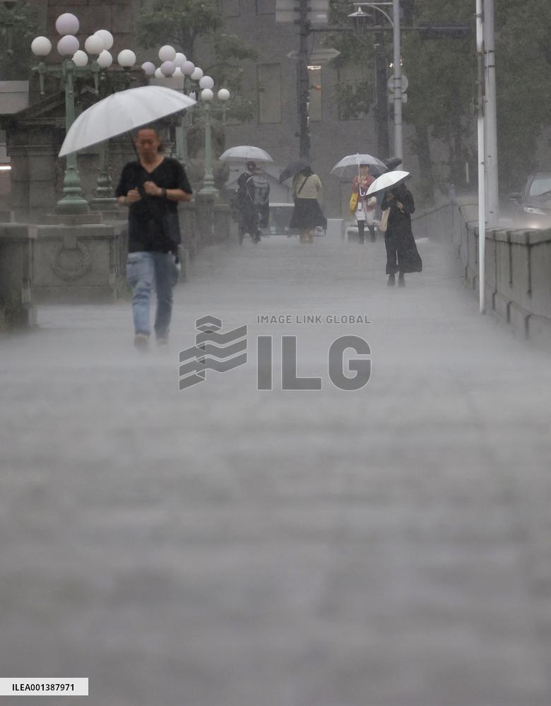 Heavy rain in western Japan