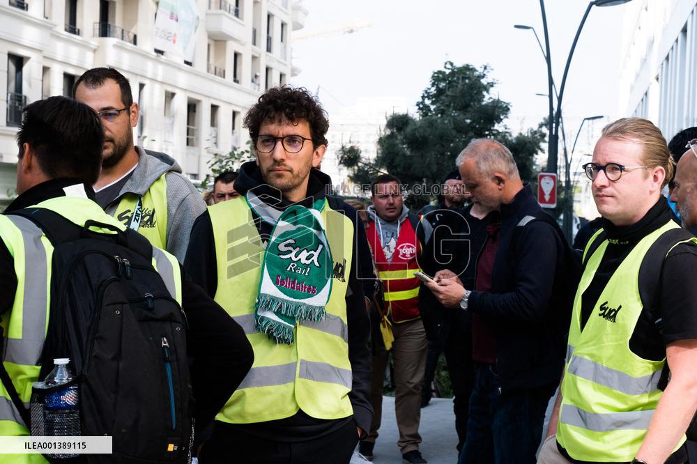 Union Rally At SNCF Fret Headquarters - Paris