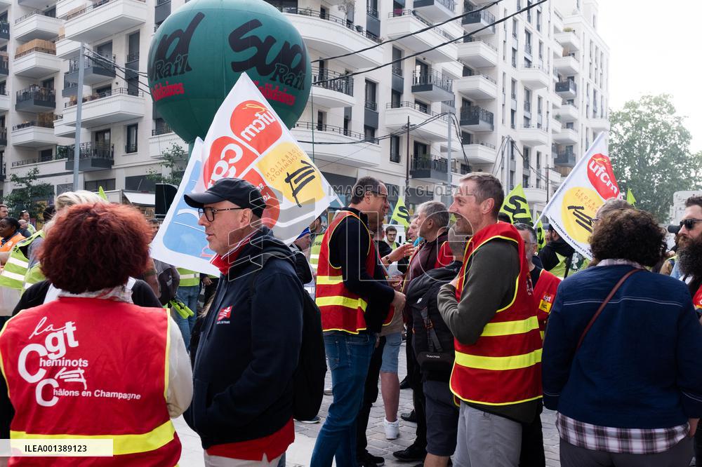 Union Rally At SNCF Fret Headquarters - Paris