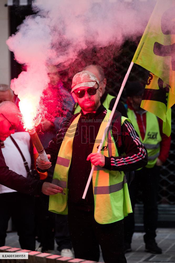 Union Rally At SNCF Fret Headquarters - Paris