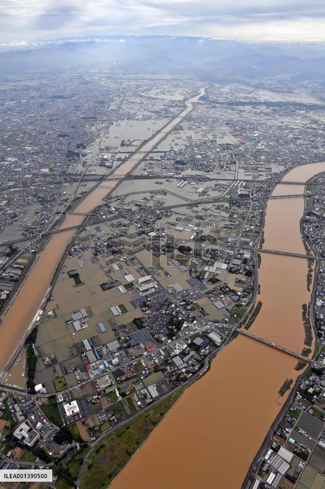 Heavy rain in Japan