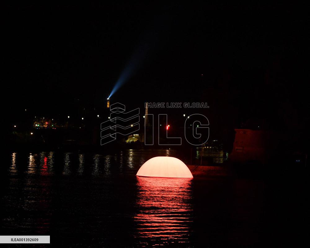 Press Visit Of The Nuit Blanche - Paris