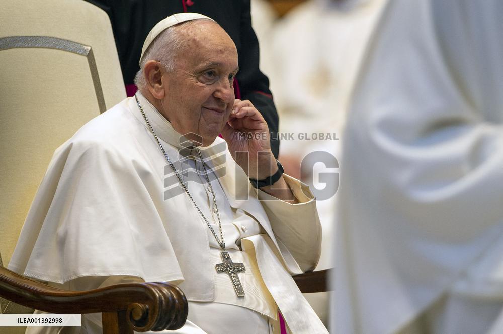 Pope Francis receives pilgrims from Concesio and Sotto il Monte in audience