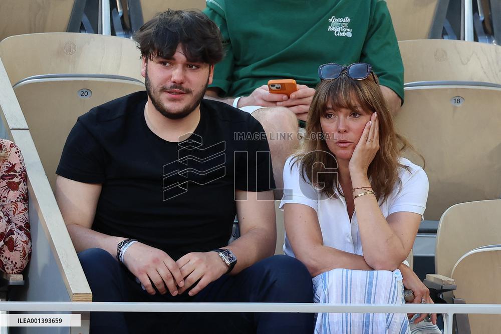 Roland Garros 2023 - Celebrities In The Stands - Day 7 NB