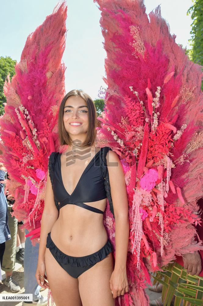 Floral Fashion Show At The Tuileries Garden - Paris