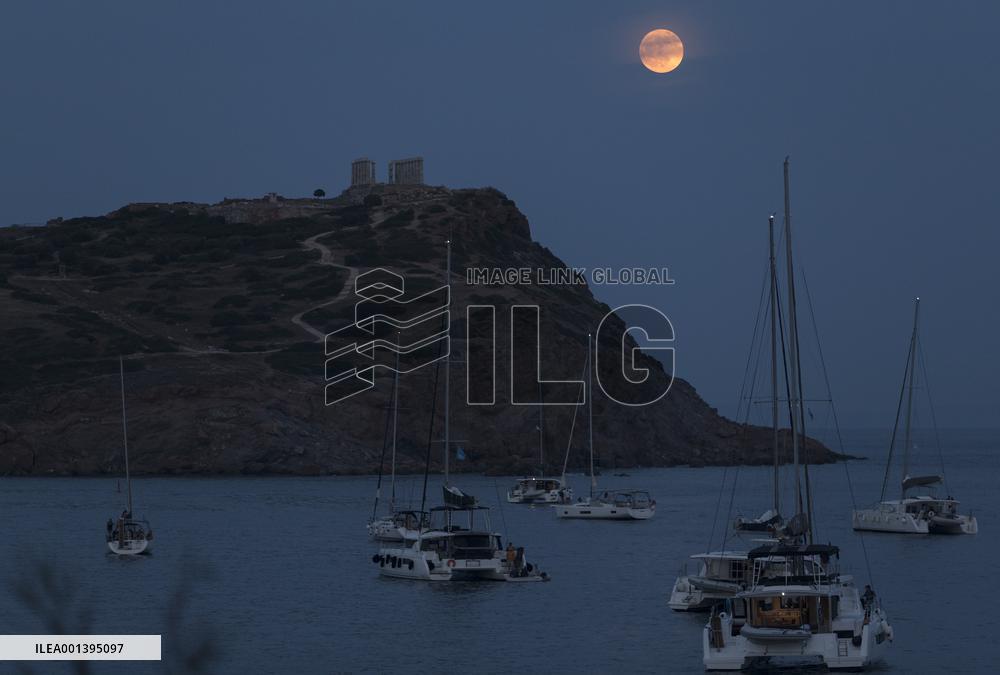 GREECE-CAPE SOUNION-TEMPLE OF POSEIDON-FULL MOON