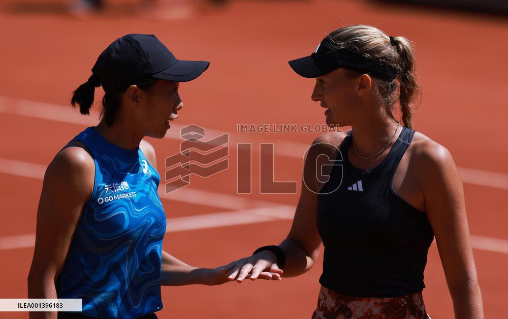 (SP)FRANCE-PARIS-TENNIS-ROLAND GARROS-FRENCH OPEN-WOMEN'S DOUBLES