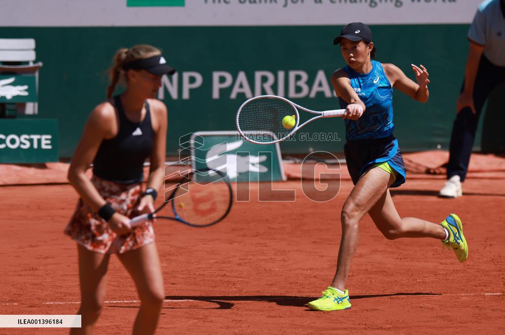 (SP)FRANCE-PARIS-TENNIS-ROLAND GARROS-FRENCH OPEN-WOMEN'S DOUBLES
