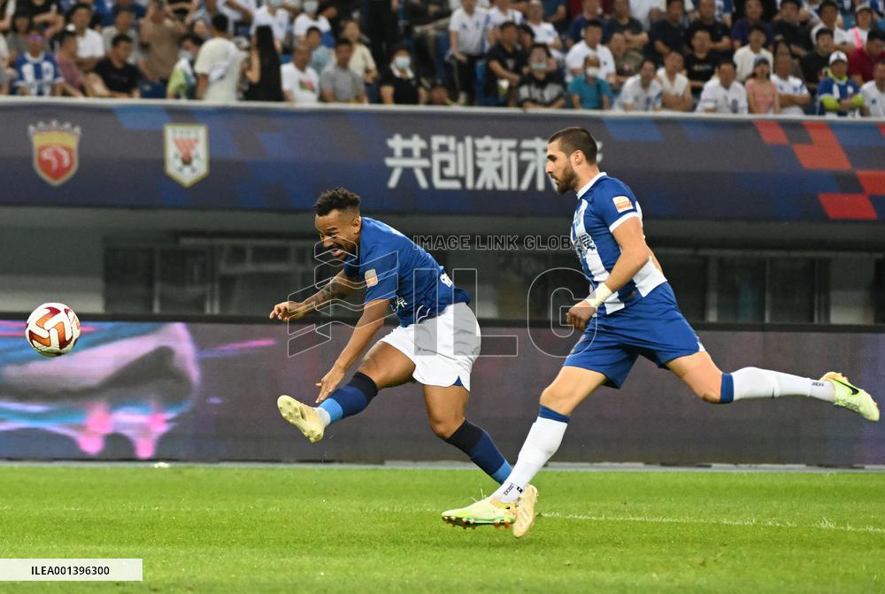 (SP)CHINA-TIANJIN-FOOTBALL-CSL-TIANJIN VS WUHAN (CN)