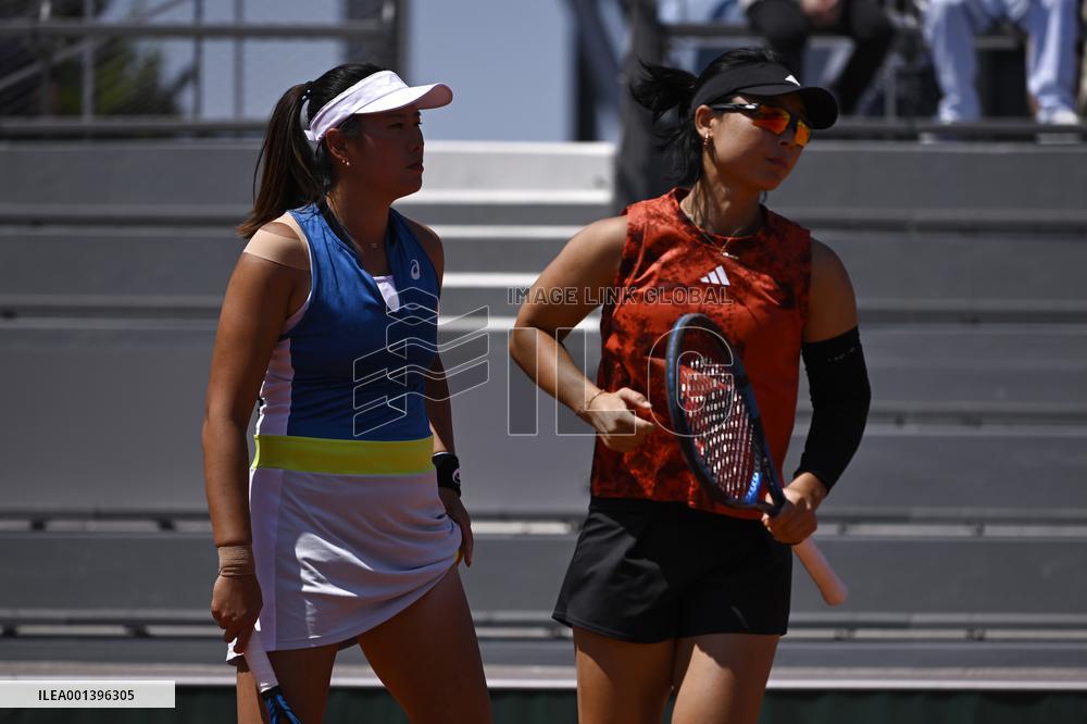 (SP)FRANCE-PARIS-TENNIS-ROLAND GARROS-FRENCH OPEN-WOMEN'S DOUBLES