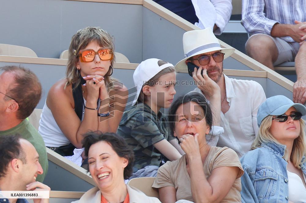 Roland Garros 2023 - Celebrities In The Stands - Day 8 NB