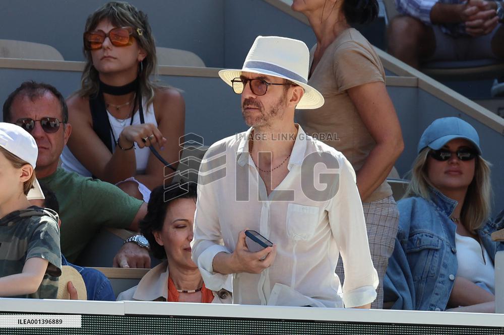 Roland Garros 2023 - Celebrities In The Stands - Day 8 NB