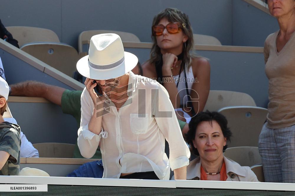Roland Garros 2023 - Celebrities In The Stands - Day 8 NB